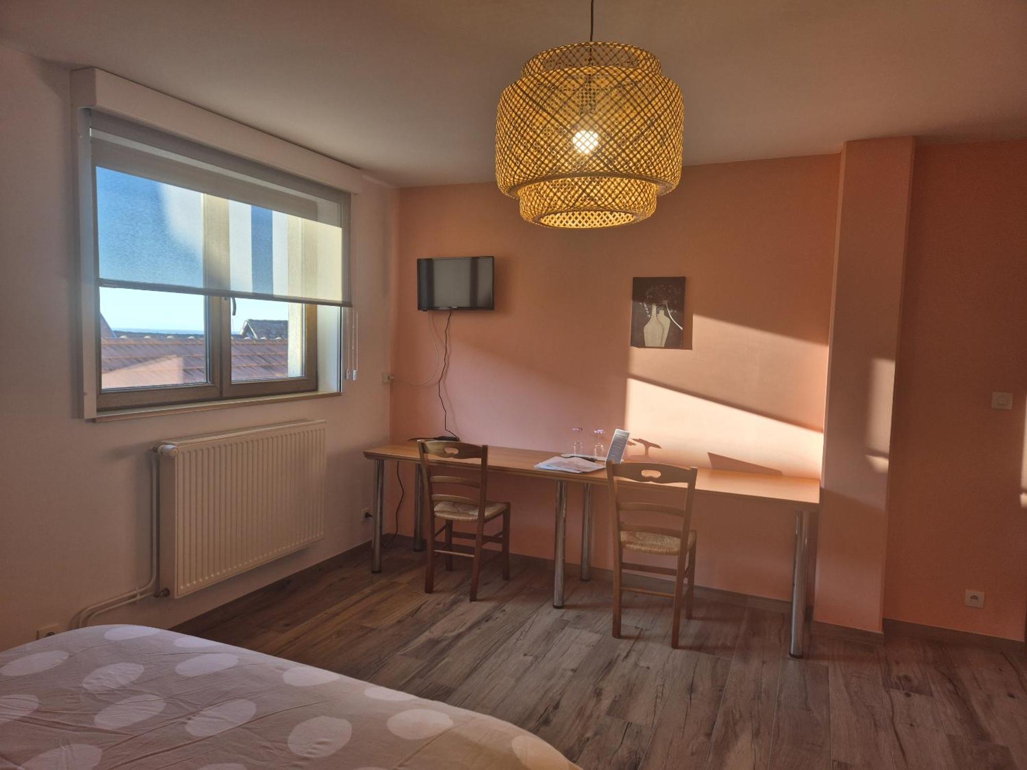 Chambres Thirion Saint-Hippolyte  Rum bild
